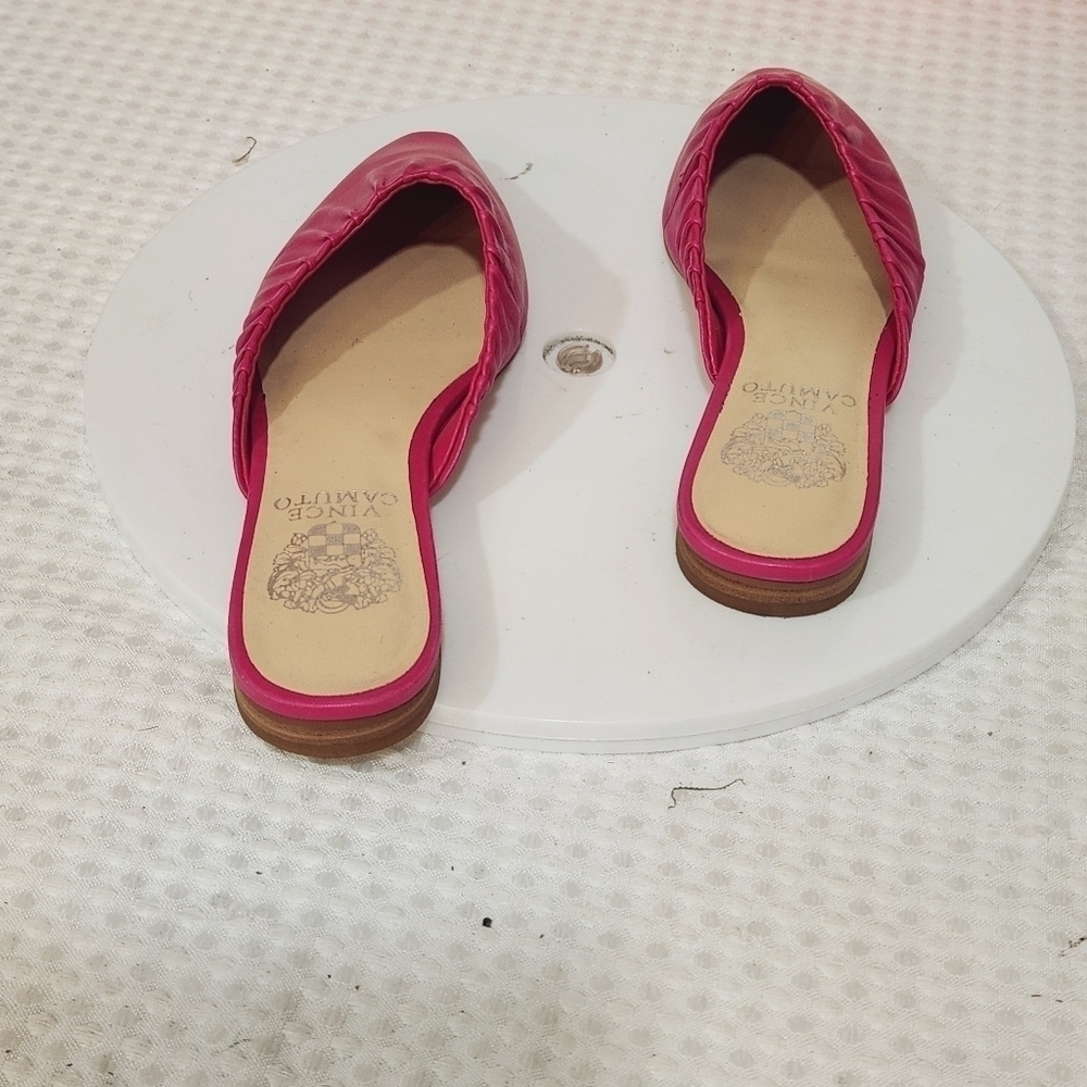 VINCE CAMUTO Women's Hot Pink Pressen Ruched Mules Size 6.5 M - Picture 3 of 10